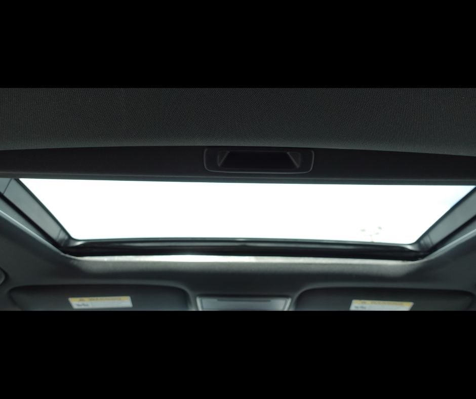 2024 Honda Civic Sport Touring Hatchback photo 4