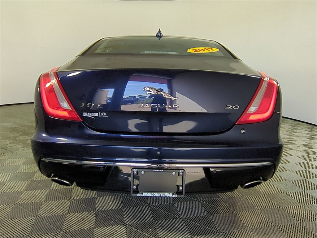 2017 Jaguar XJ XJL Portfolio photo 6