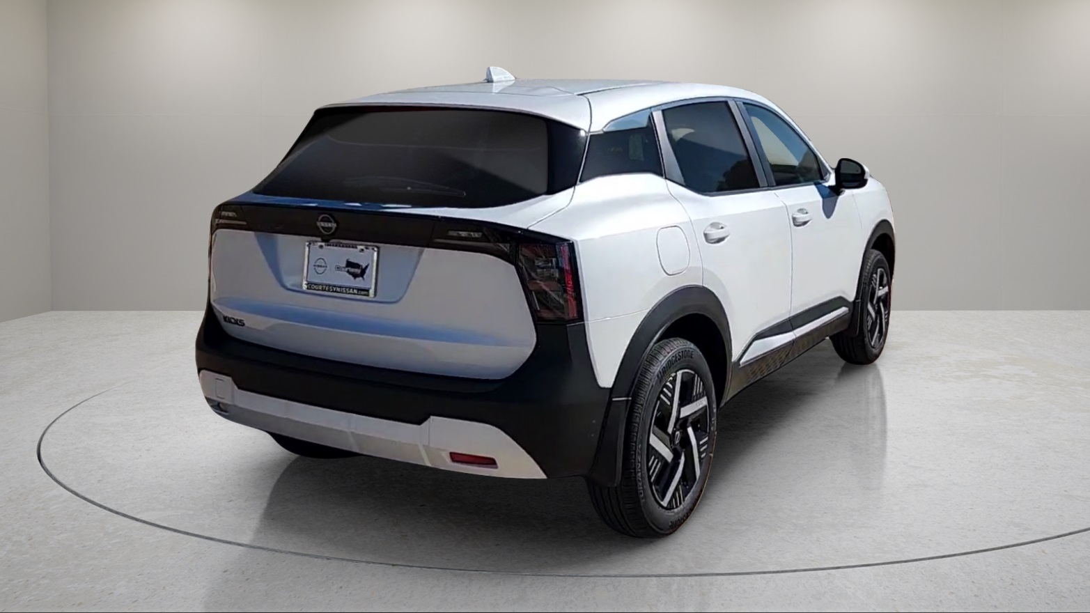 2025 Nissan Kicks SV photo 9