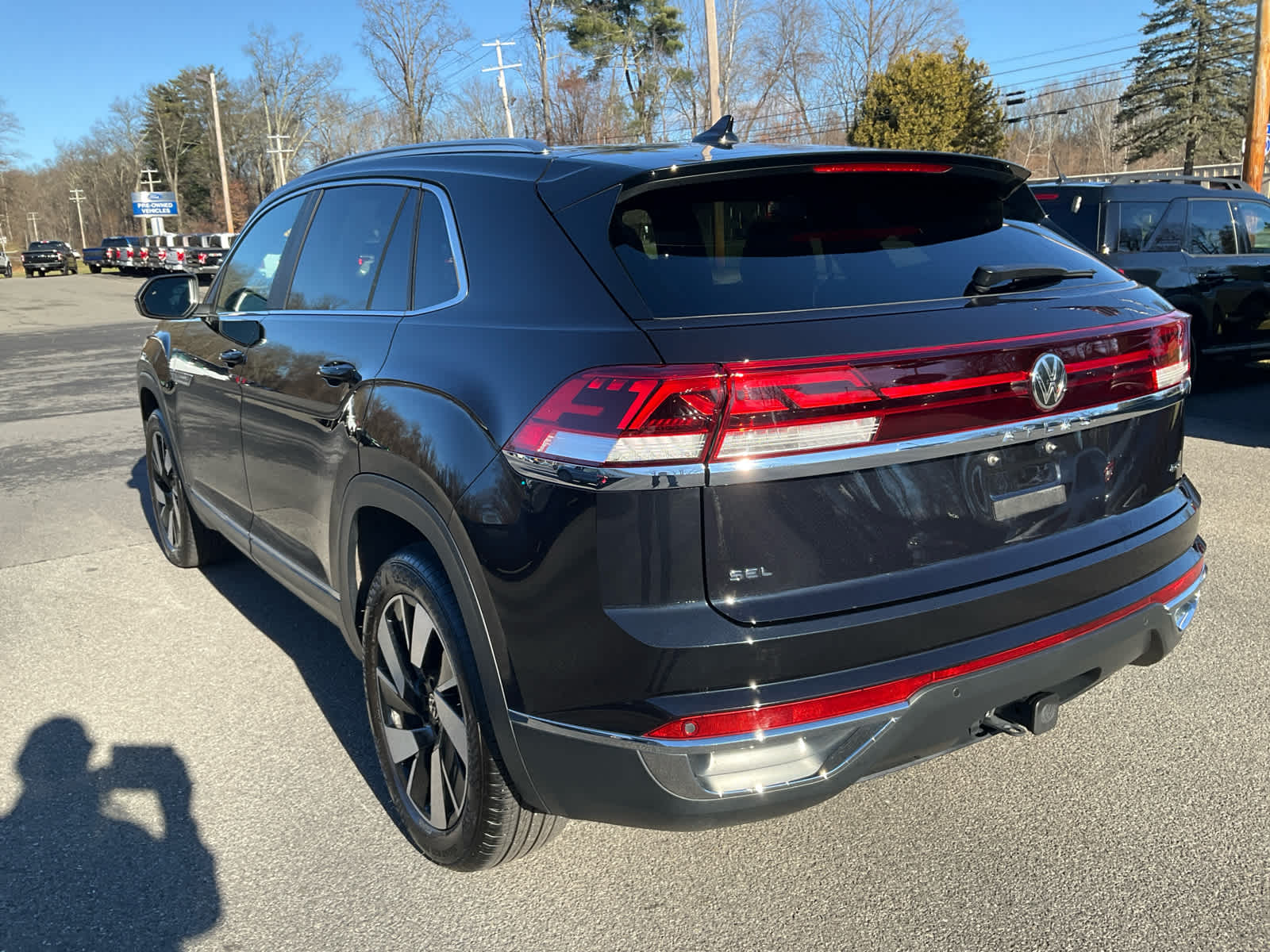 2024 Volkswagen Atlas Cross Sport SEL photo 4