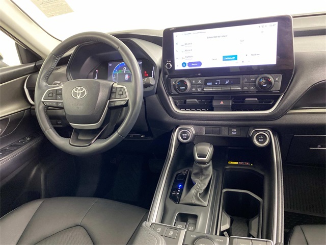 2024 Toyota Grand Highlander XLE photo 10