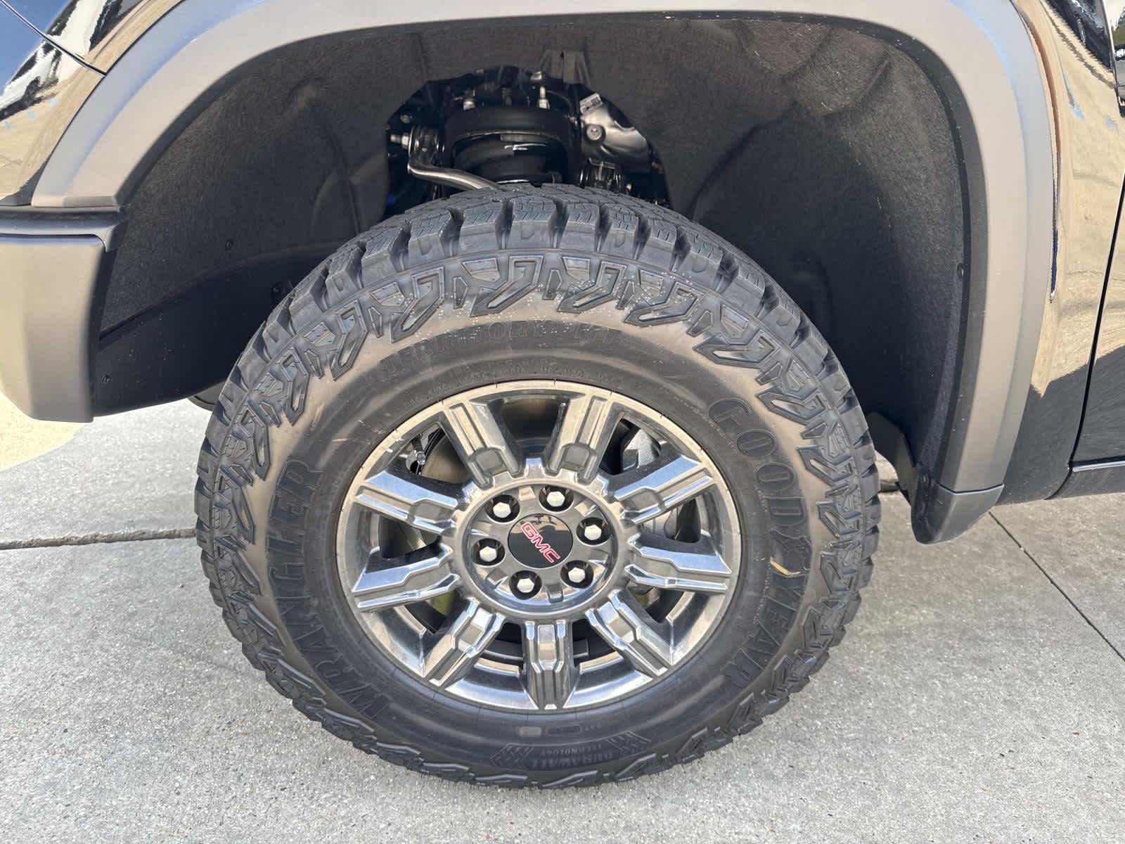 2026 Gmc Sierra 1500 AT4X photo 2