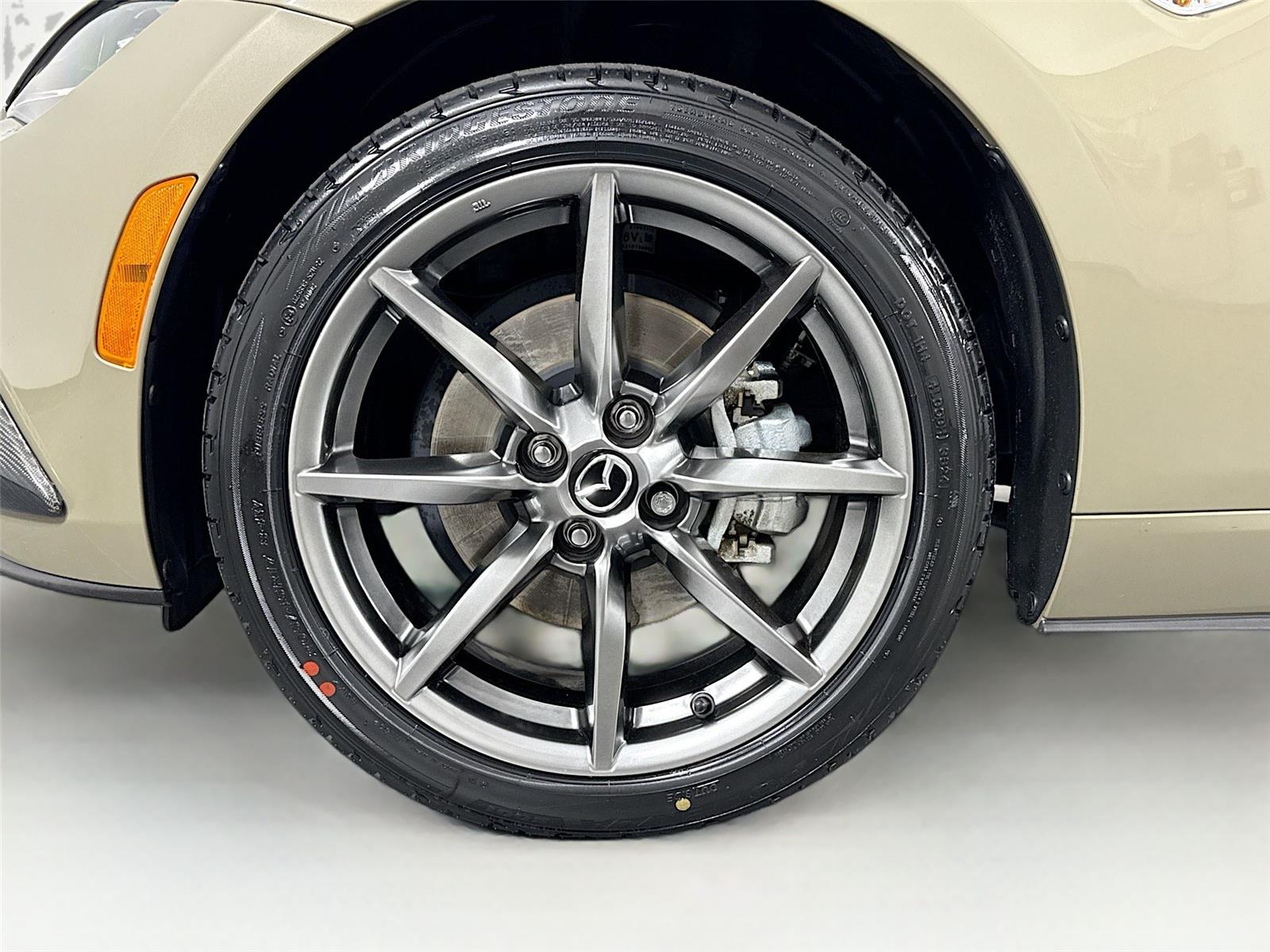 2023 Mazda MX-5 Miata Miata RF Grand Touring photo 11