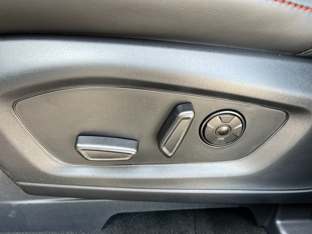 2025 Ford Explorer ST photo 24
