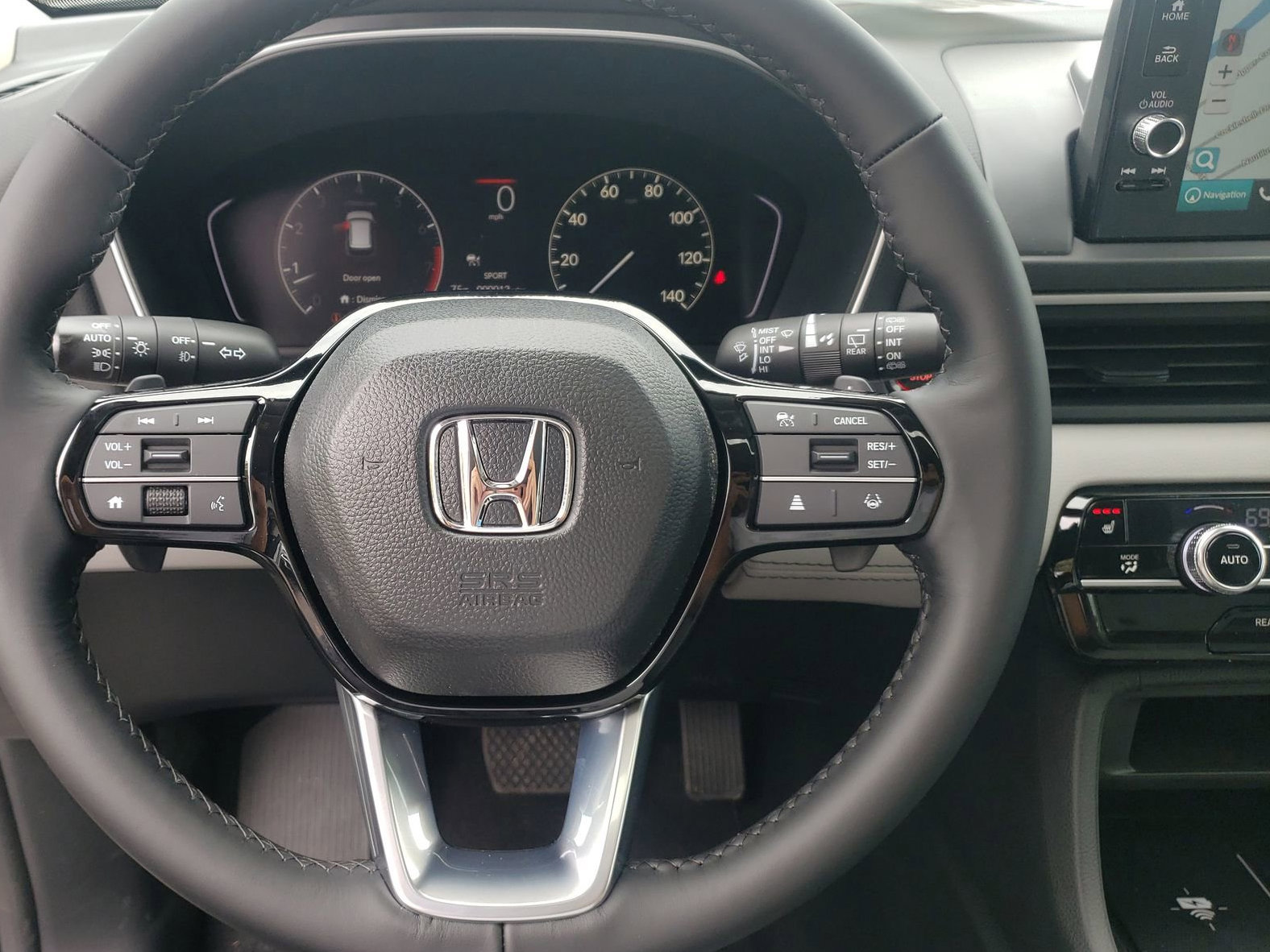 2025 Honda Pilot Touring photo 30