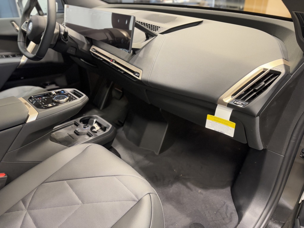 2025 Bmw iX photo 24