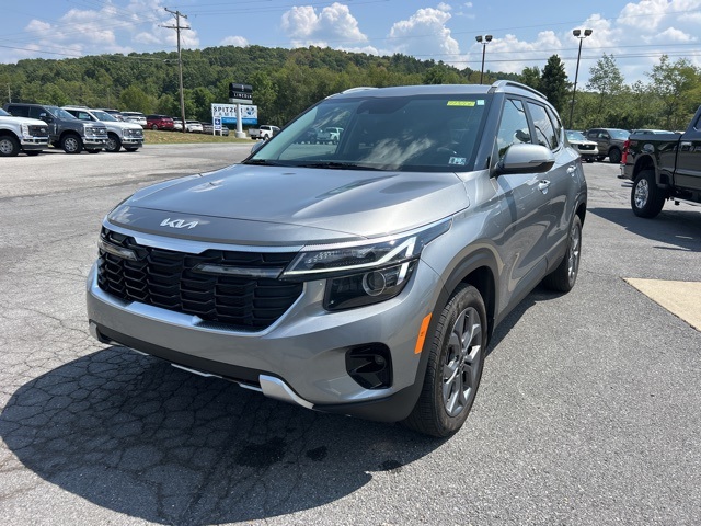 2024 Kia Seltos S photo 7