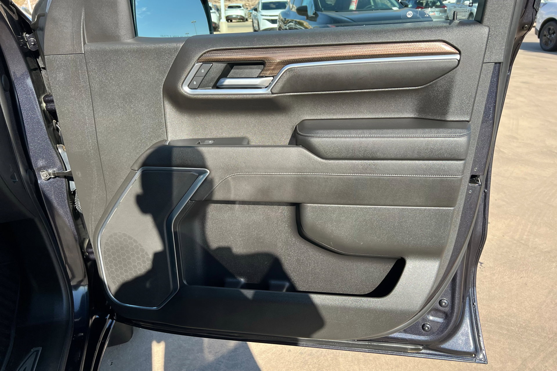 2022 Chevrolet Silverado 1500 LT photo 20