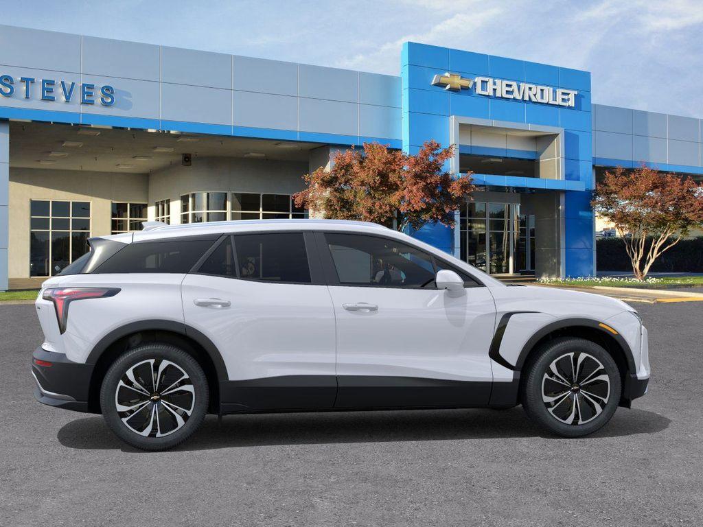 2025 Chevrolet Blazer EV photo 5