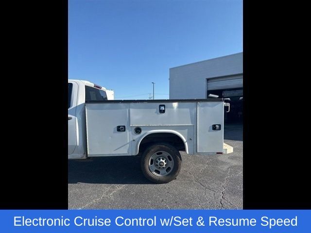 2023 Chevrolet Silverado 2500HD Work Truck photo 2