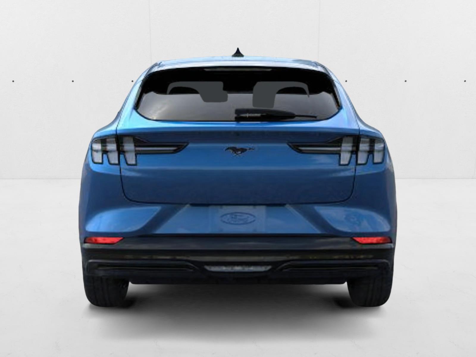 2025 Ford Mustang Mach-E Premium photo 5