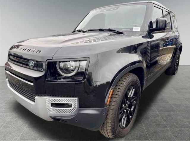 2025 Land Rover Defender S's photo