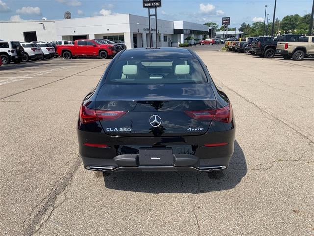2025 Mercedes Benz CLA 250 4MATIC photo 6