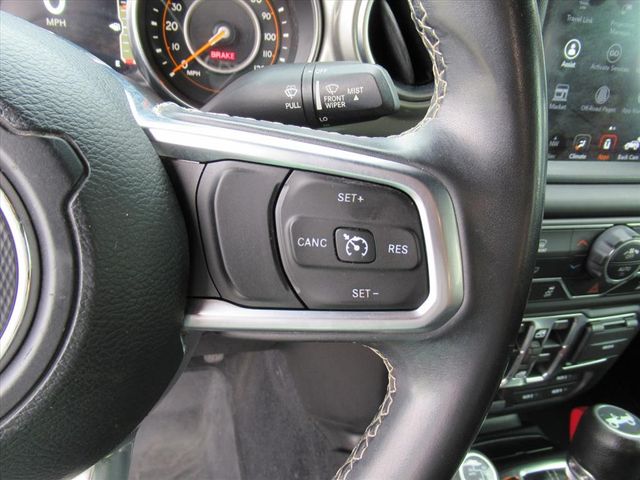 2019 Jeep Wrangler Unlimited Sahara photo 19