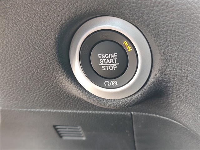 2026 Chrysler Pacifica photo 19