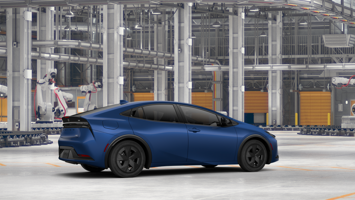 2026 Toyota Prius Plug-in Hybrid SE photo 10