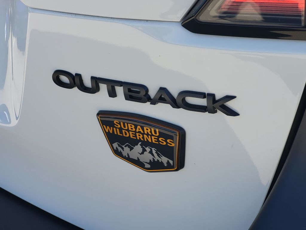 2023 Subaru Outback Wilderness photo 5