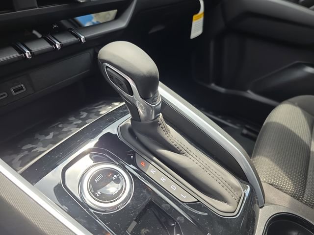 2025 Chevrolet Colorado Work Truck LT photo 21