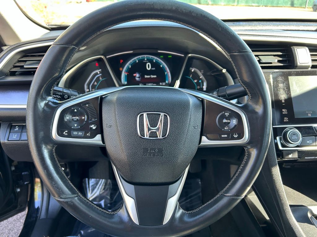 2017 Honda Civic Touring photo 13