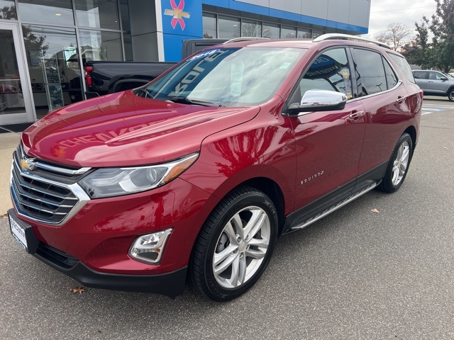 Used 2018 Chevrolet Equinox Premier with VIN 2GNAXVEV1J6325483 for sale in Hartford, CT