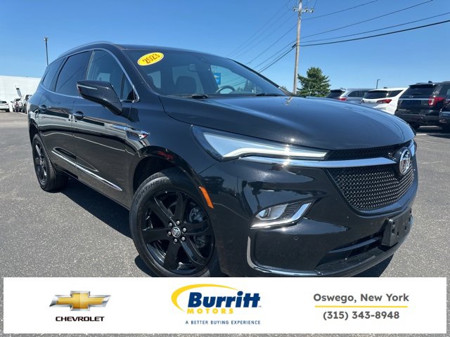 2023 Buick Enclave Essence's photo