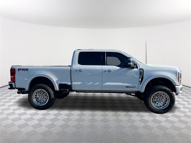 2023 Ford F-250 Platinum photo 4