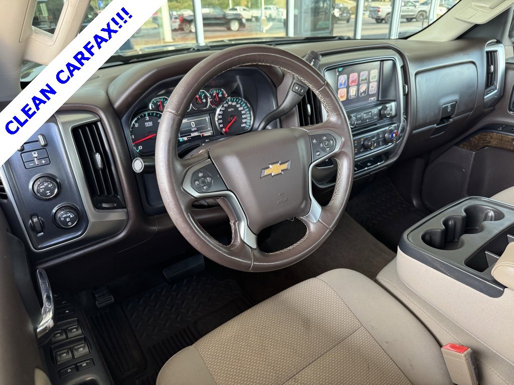 2016 Chevrolet Silverado 1500 LT photo 3