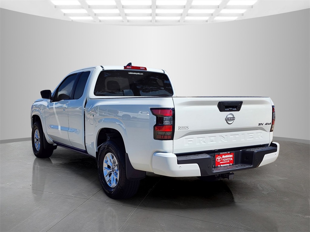 2024 Nissan Frontier SV photo 7