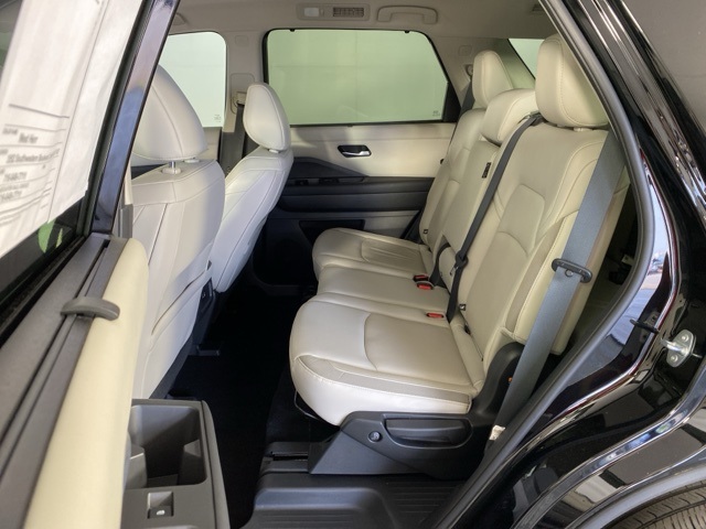 2022 Nissan Pathfinder SL photo 24
