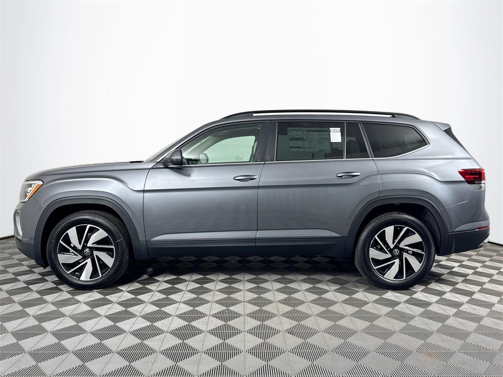 2025 Volkswagen Atlas SE Technology photo 2