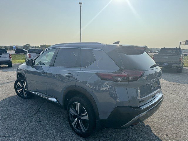 2022 Nissan Rogue SL photo 3