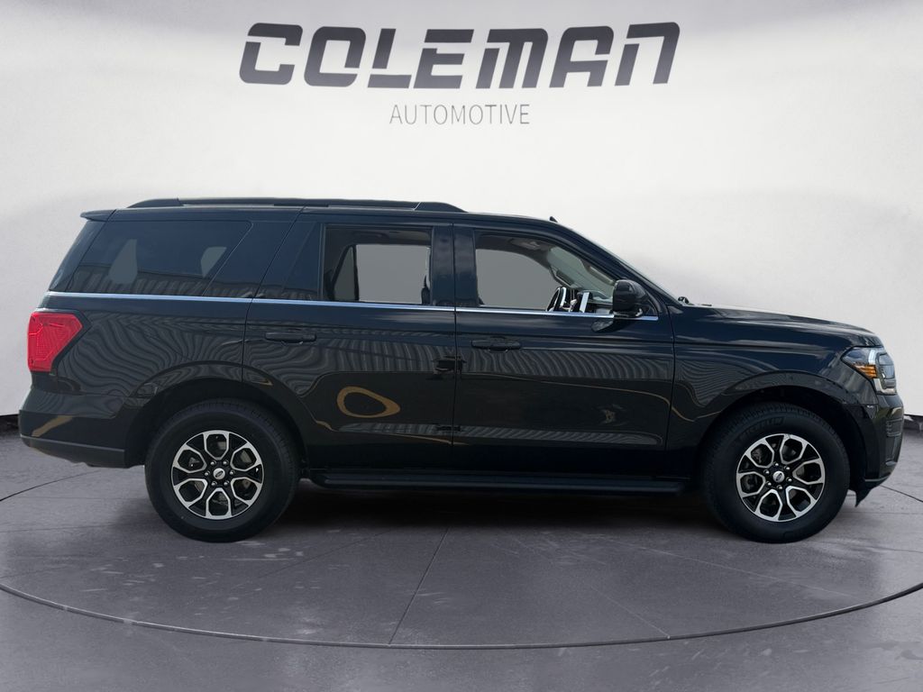 2024 Ford Expedition XLT photo 5