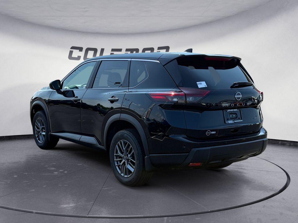 2026 Nissan Rogue S photo 3
