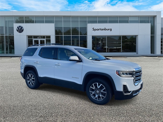 2023 GMC Acadia SLT's photo