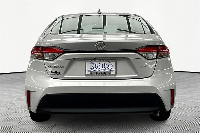 2023 Toyota Corolla LE photo 4