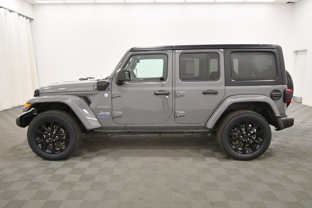 2023 Jeep Wrangler Sahara 4xe photo 4