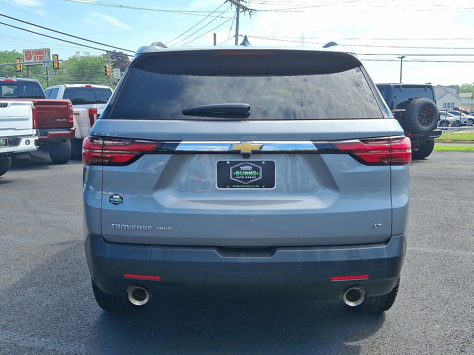 2023 Chevrolet Traverse Cloth photo 9