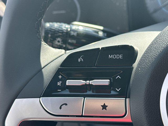 2025 Hyundai Elantra SEL Convenience photo 23