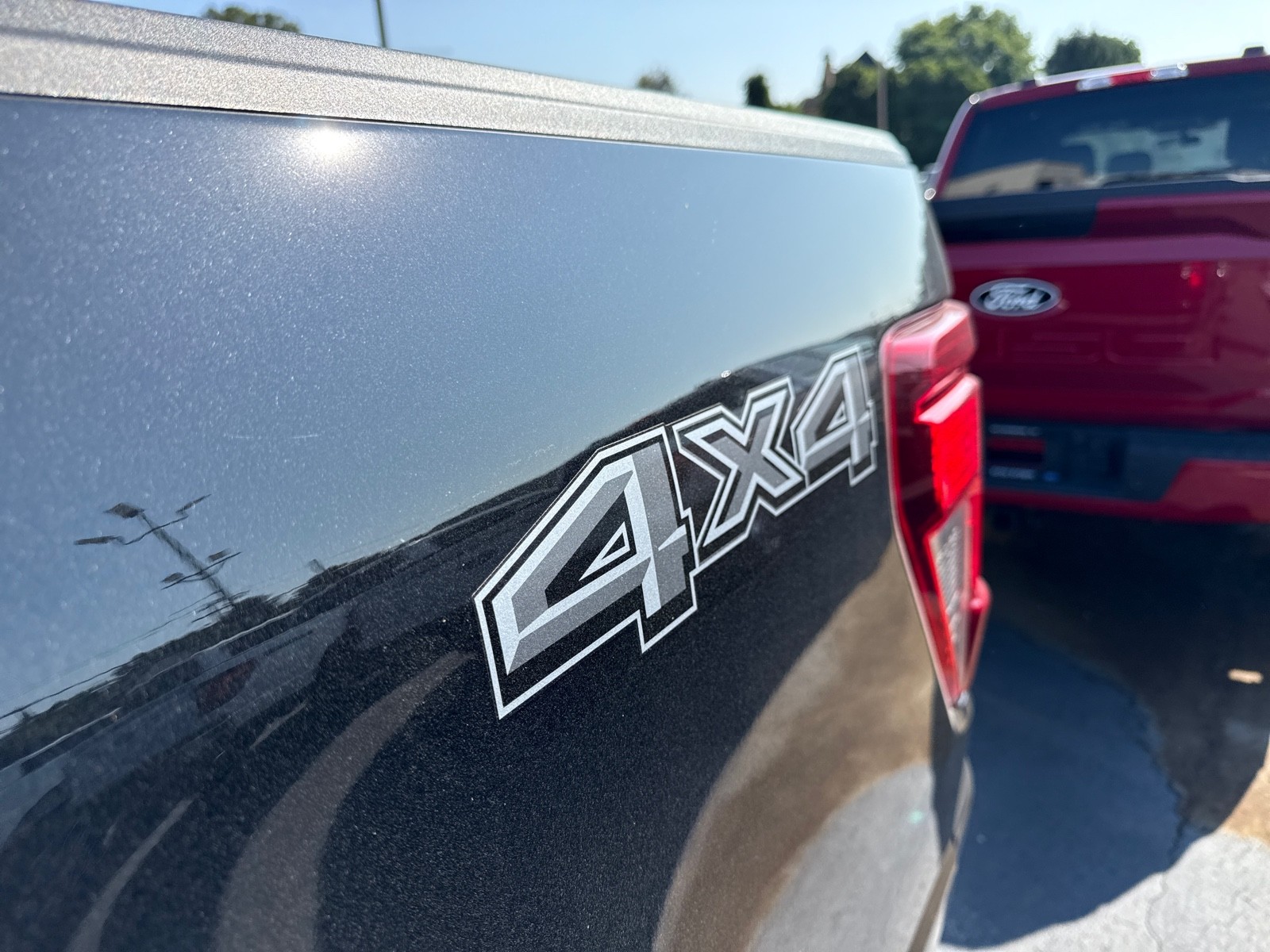 2025 Ford F-150 XLT photo 4