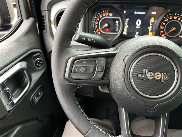 2025 Jeep Gladiator Sport S photo 36