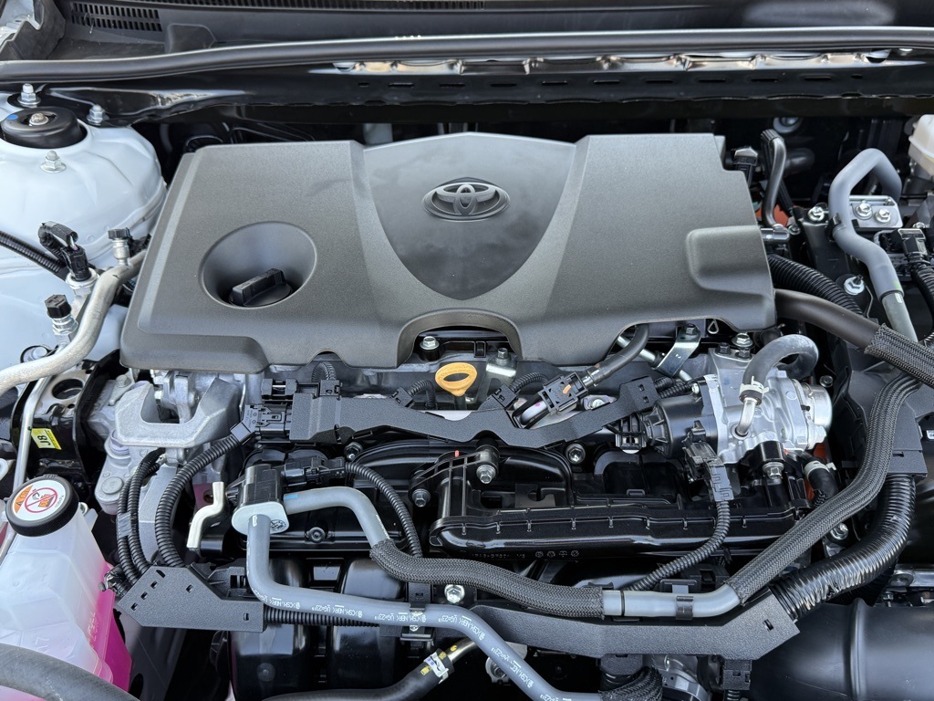 2025 Toyota Camry SE photo 28