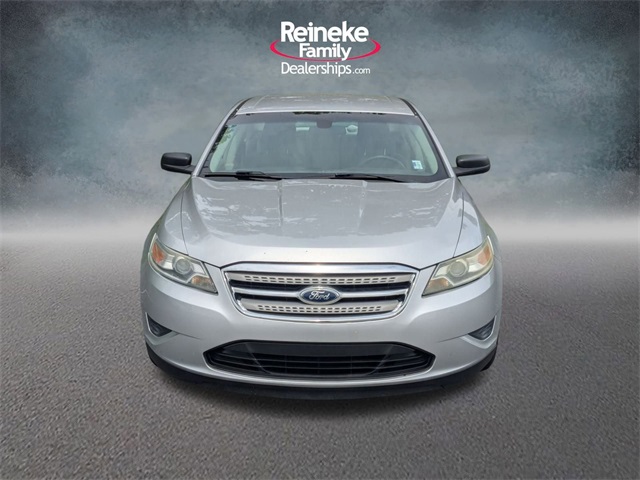 Used 2011 Ingot Silver Ford SE image 1