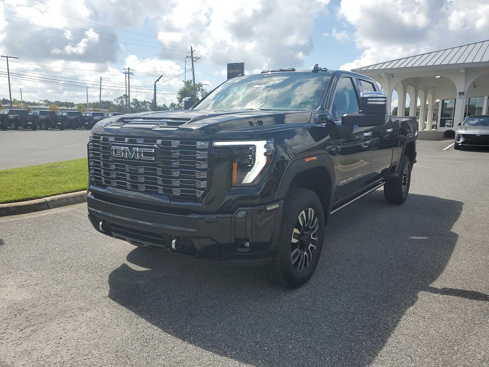 2025 GMC Sierra 3500HD Denali Ultimate's photo