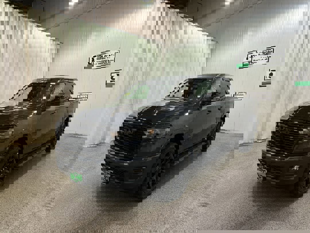 2026 Ram 1500 Laramie photo 4