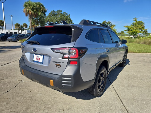 2022 Subaru Outback Wilderness photo 4