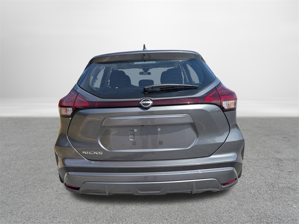 2025 Nissan Kicks Play S photo 4