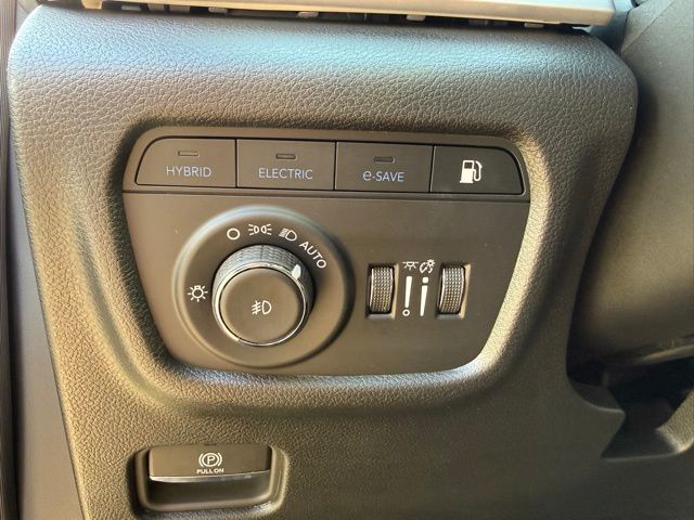 2024 Jeep Cherokee Limited 4xe photo 8