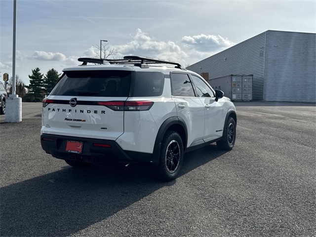 2025 Nissan Pathfinder Rock Creek photo 4