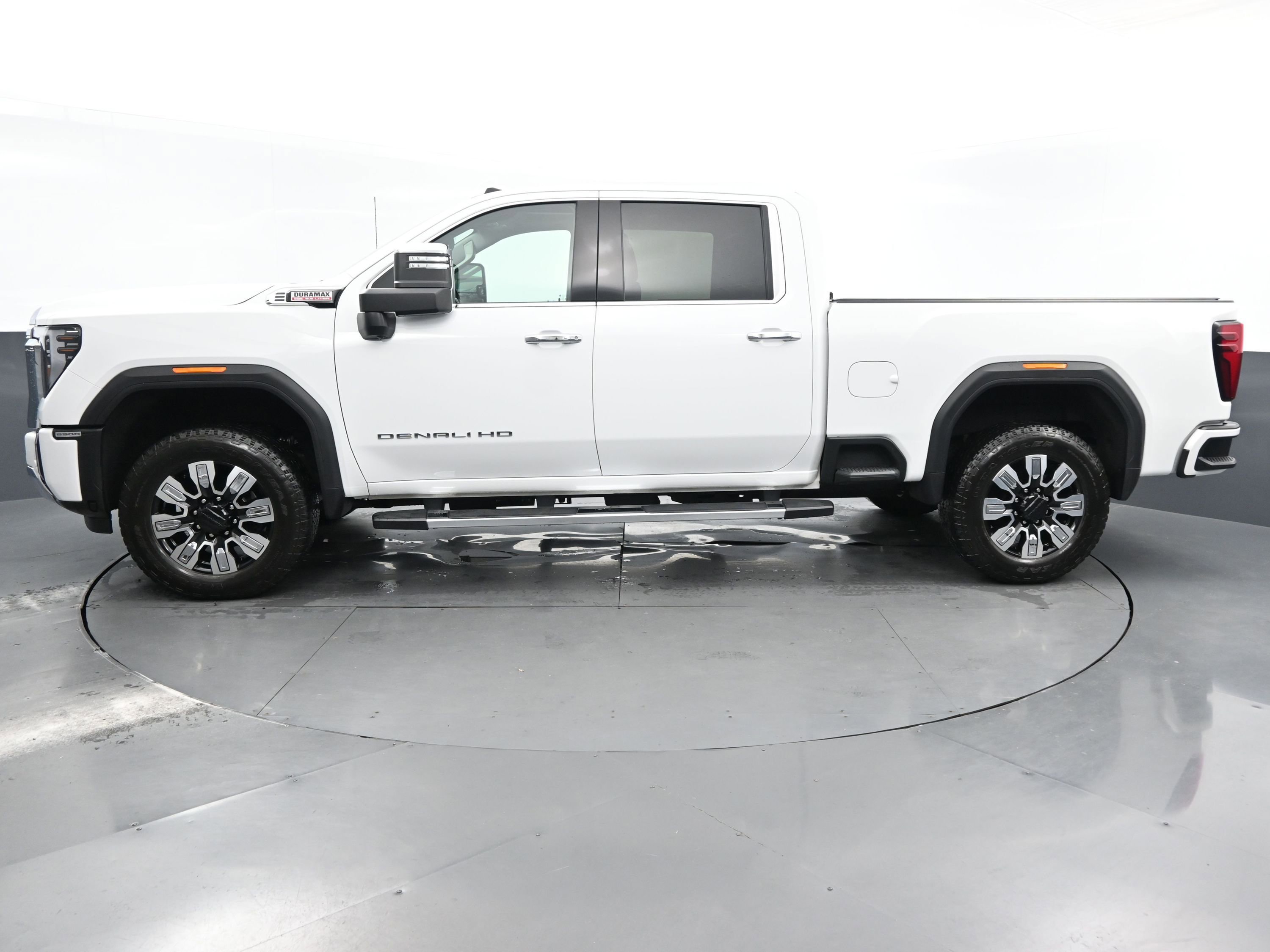 2024 Gmc Sierra 2500 HD Denali photo 4