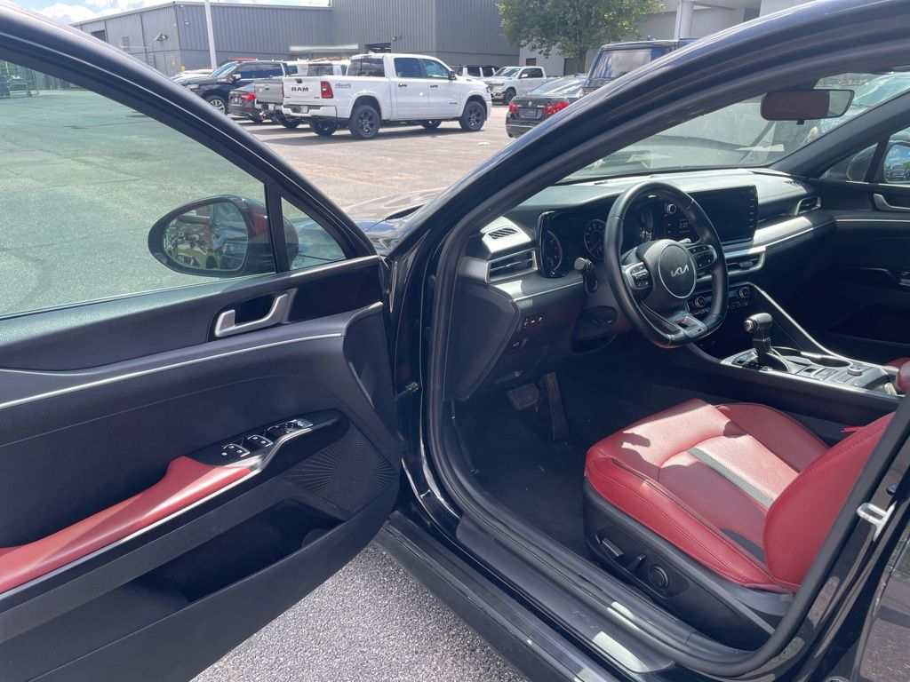 2022 Kia K5 GT-Line photo 15